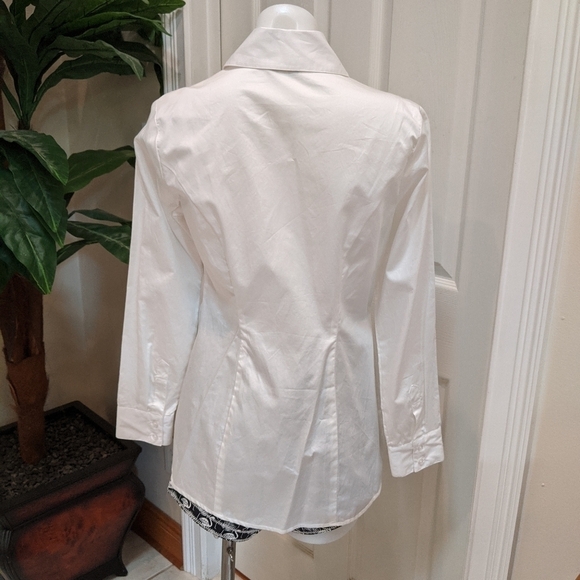 CAbi Button Up Fitted Dress Shirt Size Size Small - Picture 2 of 9